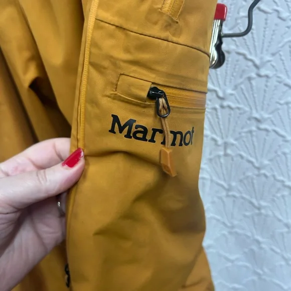 Marmot Small Mustard Colored Ski Pants - Picture 5 of 8